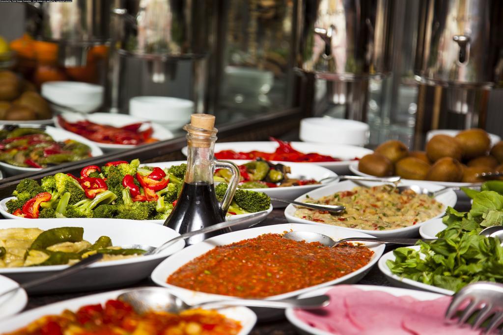 Adana Erten Hotel Eksteriør bilde