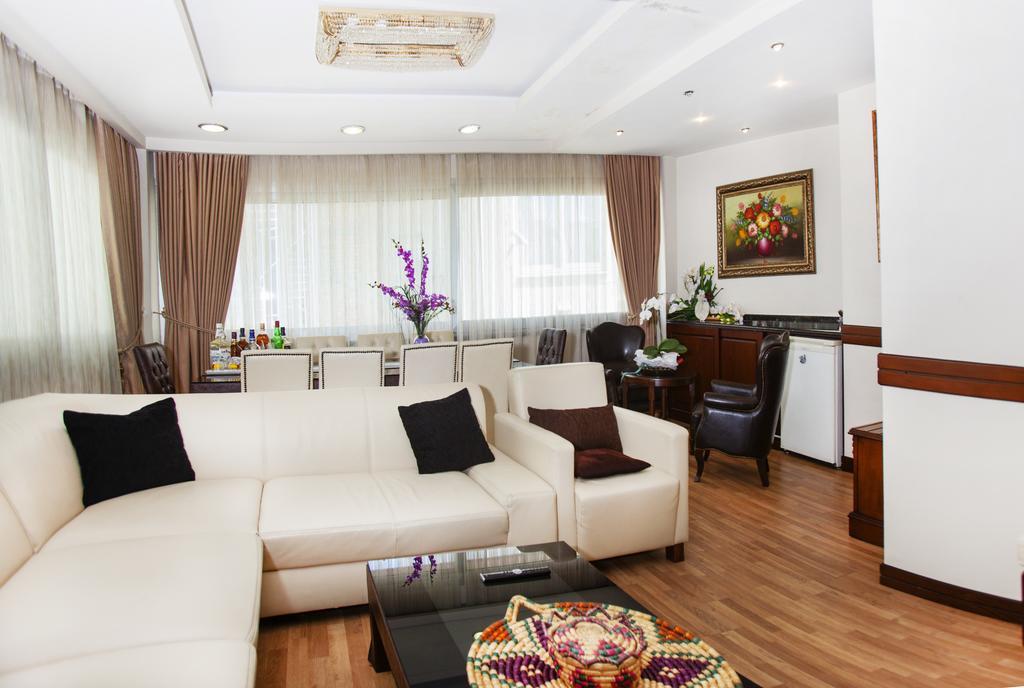 Adana Erten Hotel Eksteriør bilde