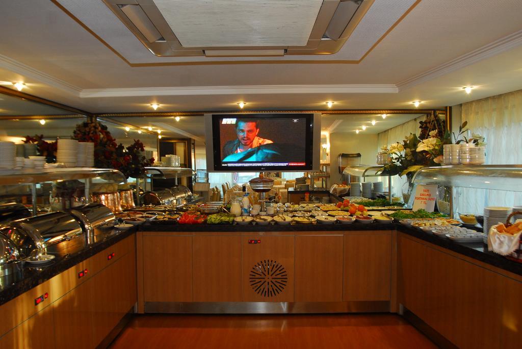 Adana Erten Hotel Eksteriør bilde